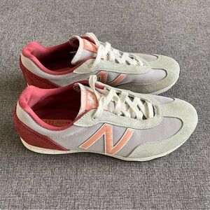 New Balance Women's Sneakers - Red and Cream